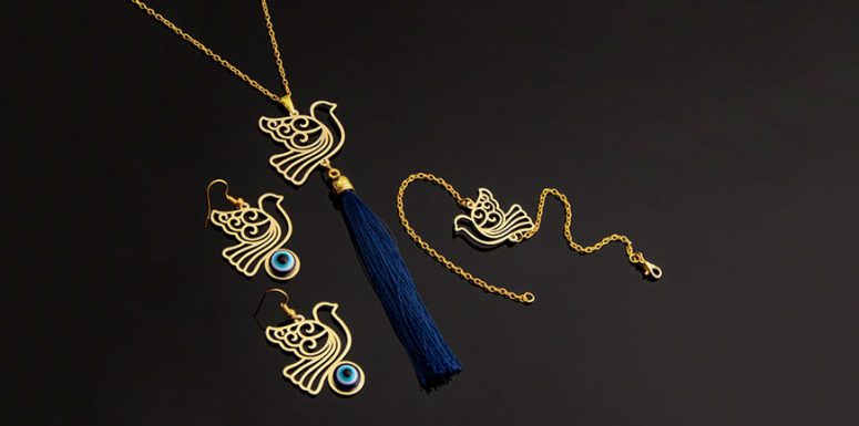 ست دستبند گوشواره و گردنبند کبوتر حرم ست دستبند گوشواره و گردنبند کبوتر حرم